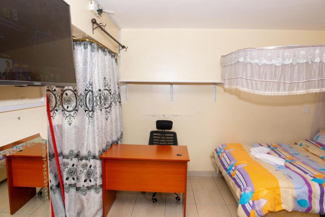 Mercy-Phillips Apartments Located At Eagle Tower Building Nairobi City Centre Buitenkant foto