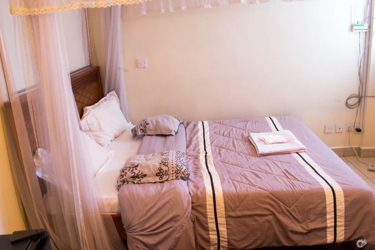 Mercy-Phillips Apartments Located At Eagle Tower Building Nairobi City Centre Buitenkant foto