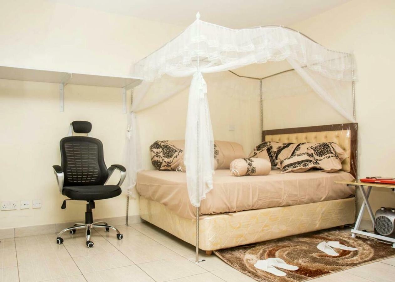 Mercy-Phillips Apartments Located At Eagle Tower Building Nairobi City Centre Buitenkant foto