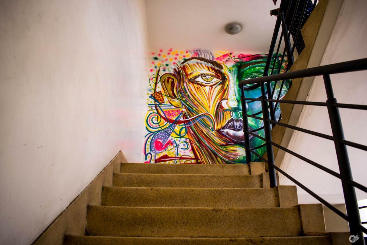 Mercy-Phillips Apartments Located At Eagle Tower Building Nairobi City Centre Buitenkant foto