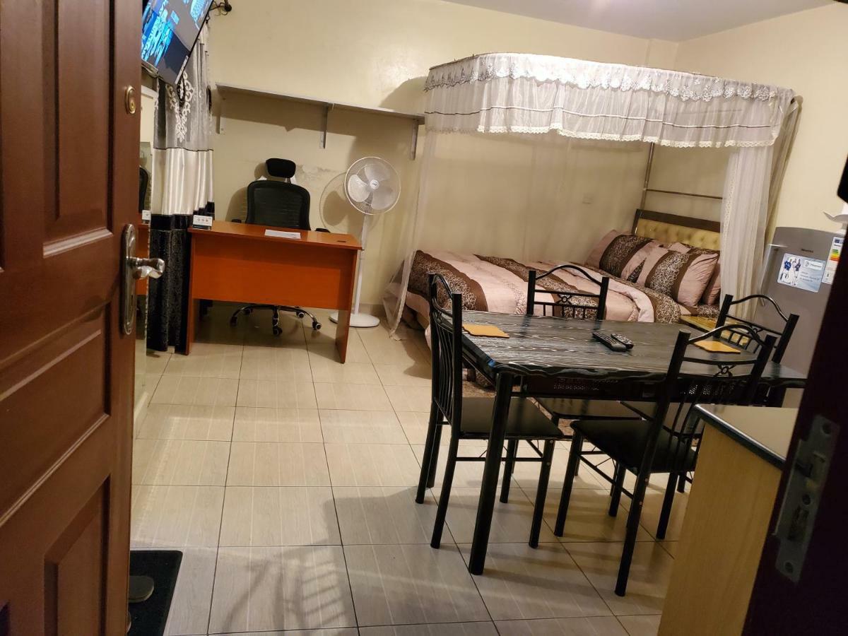 Mercy-Phillips Apartments Located At Eagle Tower Building Nairobi City Centre Buitenkant foto
